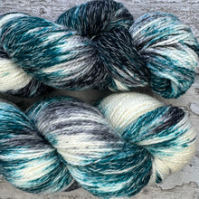Load image into Gallery viewer, Magpie, merino pima cotton 4ply yarn