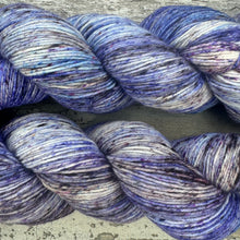 Load image into Gallery viewer, Siberian Iris, merino nylon sock yarn