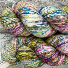 Load image into Gallery viewer, Aqueous Bloom, merino nylon sock yarn