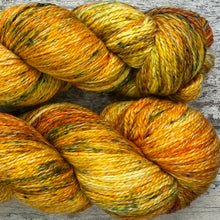 Load image into Gallery viewer, Leaves and Light, merino pima cotton 4ply yarn