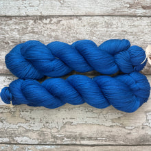 Load image into Gallery viewer, Tropical Ocean, merino nylon sock yarn