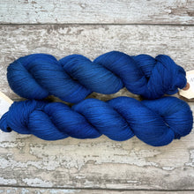 Load image into Gallery viewer, Temperate Ocean, merino nylon sock yarn