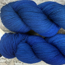 Load image into Gallery viewer, Temperate Ocean, merino nylon sock yarn