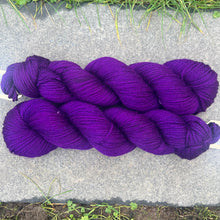 Load image into Gallery viewer, Royal Purple Aran, soft superwash merino yarn