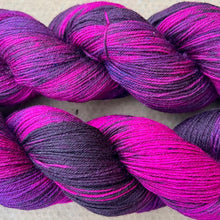 Load image into Gallery viewer, Black Tulip, merino nylon sock yarn