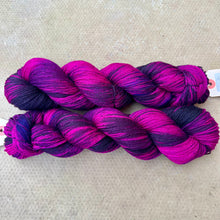 Load image into Gallery viewer, Black Tulip, merino nylon sock yarn