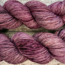 Load image into Gallery viewer, SALE Amethyst Deceiver, British Fungi Bluefaced Leicester