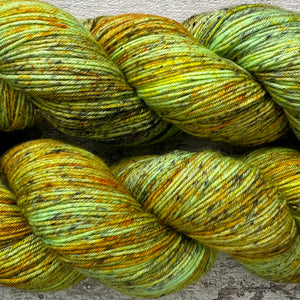 Glass Frog, merino nylon yarn