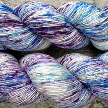 Load image into Gallery viewer, Speckled Iris, merino nylon sock yarn