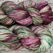 Load image into Gallery viewer, Vintage Rose, merino nylon sock yarn
