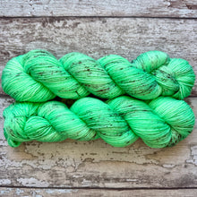 Load image into Gallery viewer, Mint Choc Chip ice cream, merino nylon sock yarn
