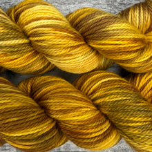 Load image into Gallery viewer, Ginger Cat Aran, soft merino yarn