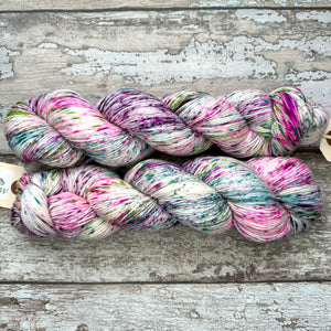 Summer Pond, merino nylon sock yarn