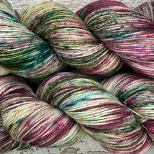 Load image into Gallery viewer, Vintage Rose, merino nylon sock yarn