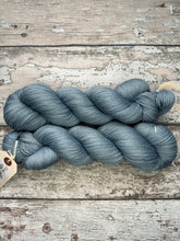 Load image into Gallery viewer, Haar, grey merino nylon sock yarn