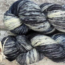 Load image into Gallery viewer, Magpie Inkcap, British Fungi Bluefaced Leicester