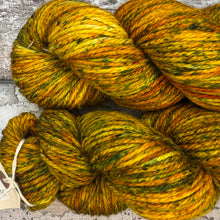Load image into Gallery viewer, Cute Leaf Season Aran, soft superwash merino yarn