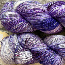 Load image into Gallery viewer, Scottish Heather, merino nylon sock yarn