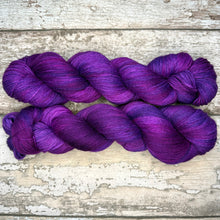 Load image into Gallery viewer, Snowflake in Your Hair, merino nylon sock yarn