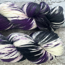 Load image into Gallery viewer, Violet Backed Starling DK, merino nylon sock yarn