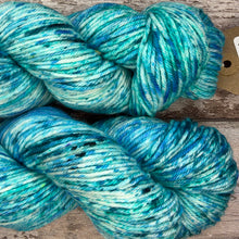 Load image into Gallery viewer, Icicles DK, merino nylon yarn