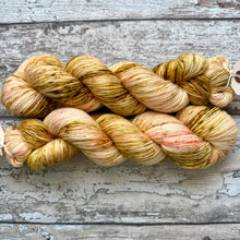 Load image into Gallery viewer, Refreshing, merino nylon sock yarn