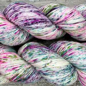 Summer Pond, merino nylon sock yarn