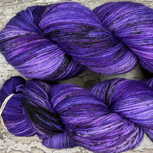 Load image into Gallery viewer, SALE Purple Guppy, merino nylon sock yarn