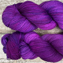 Load image into Gallery viewer, Snowflake in Your Hair, merino nylon sock yarn