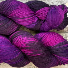 Load image into Gallery viewer, Black Tulip, easy care non-superwash merino 4ply yarn