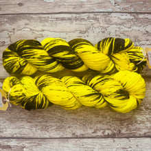 Load image into Gallery viewer, Yellow Banded Dart Frog DK, merino nylon yarn