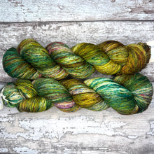 Load image into Gallery viewer, Christmas Rose, merino nylon sock yarn