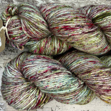Load image into Gallery viewer, Wonderland DK, merino nylon yarn