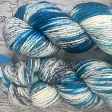 Load image into Gallery viewer, White Horses Aran, superwash merino yarn