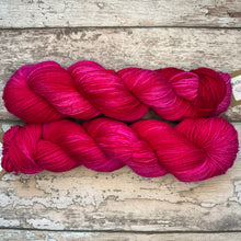 Load image into Gallery viewer, La Vie en Rose DK, merino nylon yarn