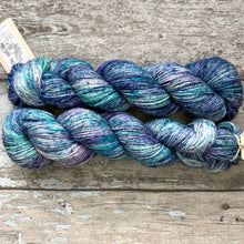 Load image into Gallery viewer, Spring Fresh DK, merino nylon yarn