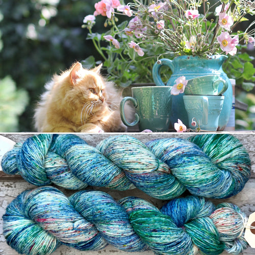 Kitty’s Yard, merino nylon sock yarn