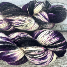 Load image into Gallery viewer, Violet Backed Starling Aran, soft superwash merino yarn