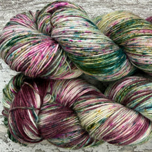 Load image into Gallery viewer, Vintage Rose, merino nylon sock yarn