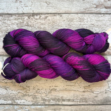 Load image into Gallery viewer, Black Tulip, easy care non-superwash merino 4ply yarn