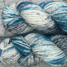 Load image into Gallery viewer, White Horses DK, merino nylon yarn