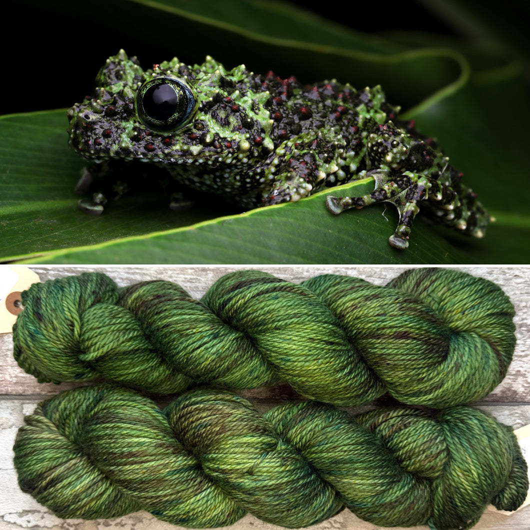 Mossy Frog Aran, soft superwash merino yarn