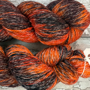 Tortoiseshell Cat, merino pima cotton yarn