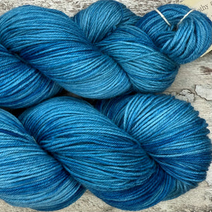 Ripples in the Pool, merino nylon sock yarn