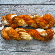 Load image into Gallery viewer, Ginger Tabby Cat DK, merino nylon yarn