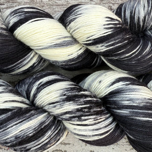 Silver Bengal Cat, merino nylon sock yarn