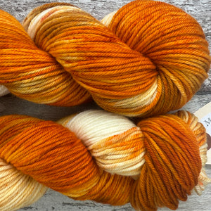 Ginger Tabby Cat DK, merino nylon yarn
