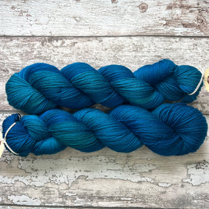 Geode, merino nylon sock yarn
