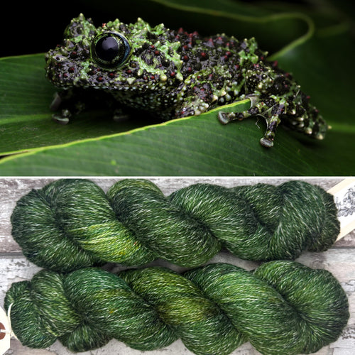 Mossy Frog, merino pima cotton 4ply yarn