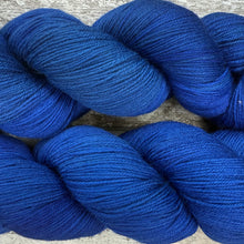 Load image into Gallery viewer, Temperate Ocean, merino nylon sock yarn